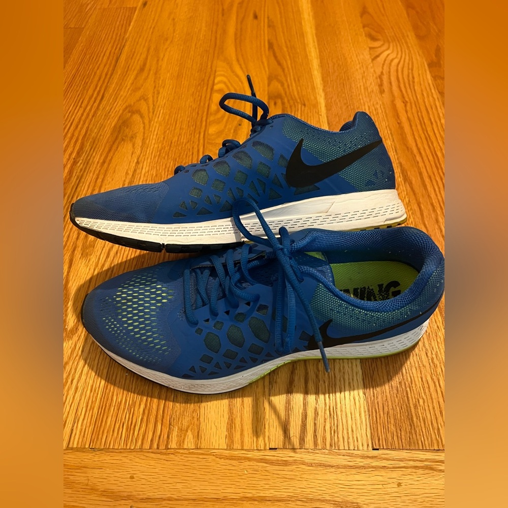 Nike Blue Athletic Shoes